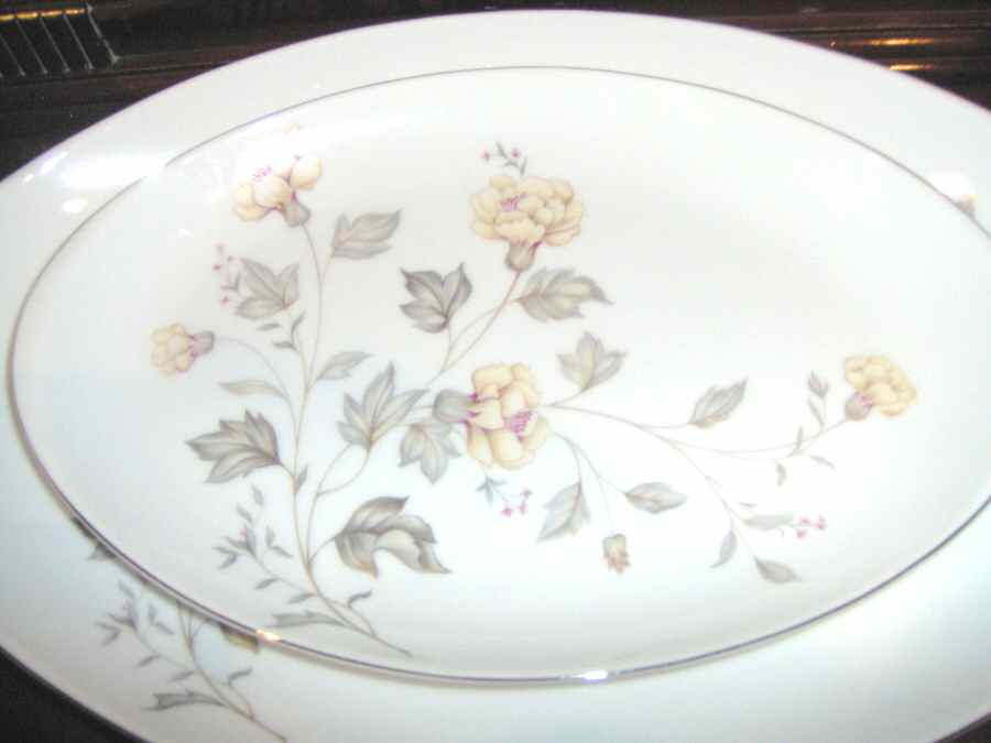 MEI1147 12" Oval Serving Platter by Meito-1