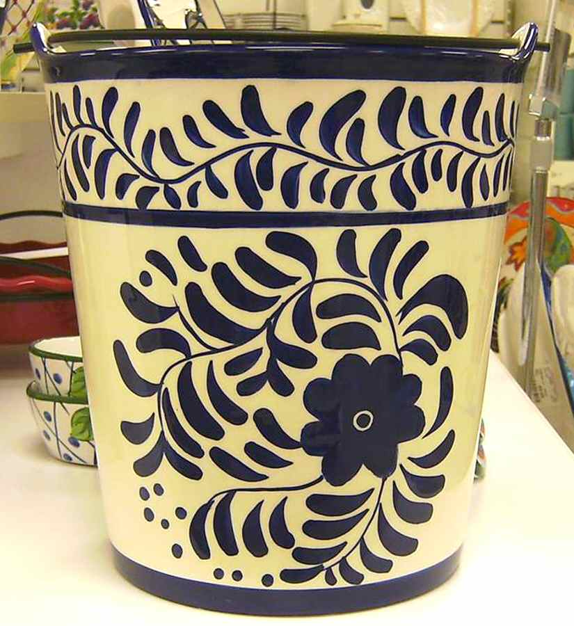 MSA63 Bucket-W/Handle by Mesa Intl-1