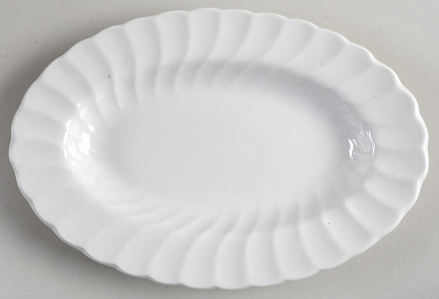 MYM8 Underplate for Gravy Boat by Myott Meakin-1