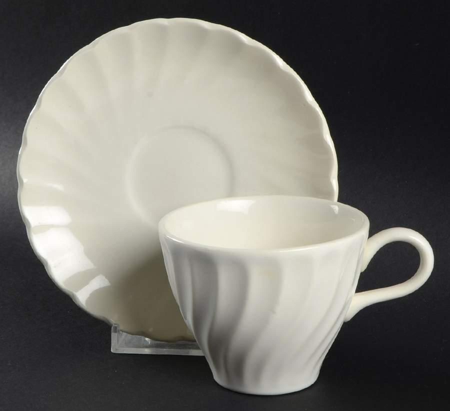 MYM8 Flat Cup & Saucer Set by Myott Meakin-1