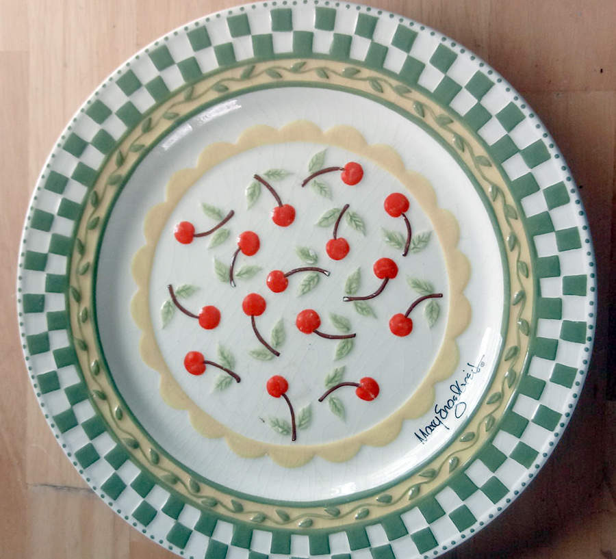 MYG4 Dinner Plate by Mary Engelbreit-1