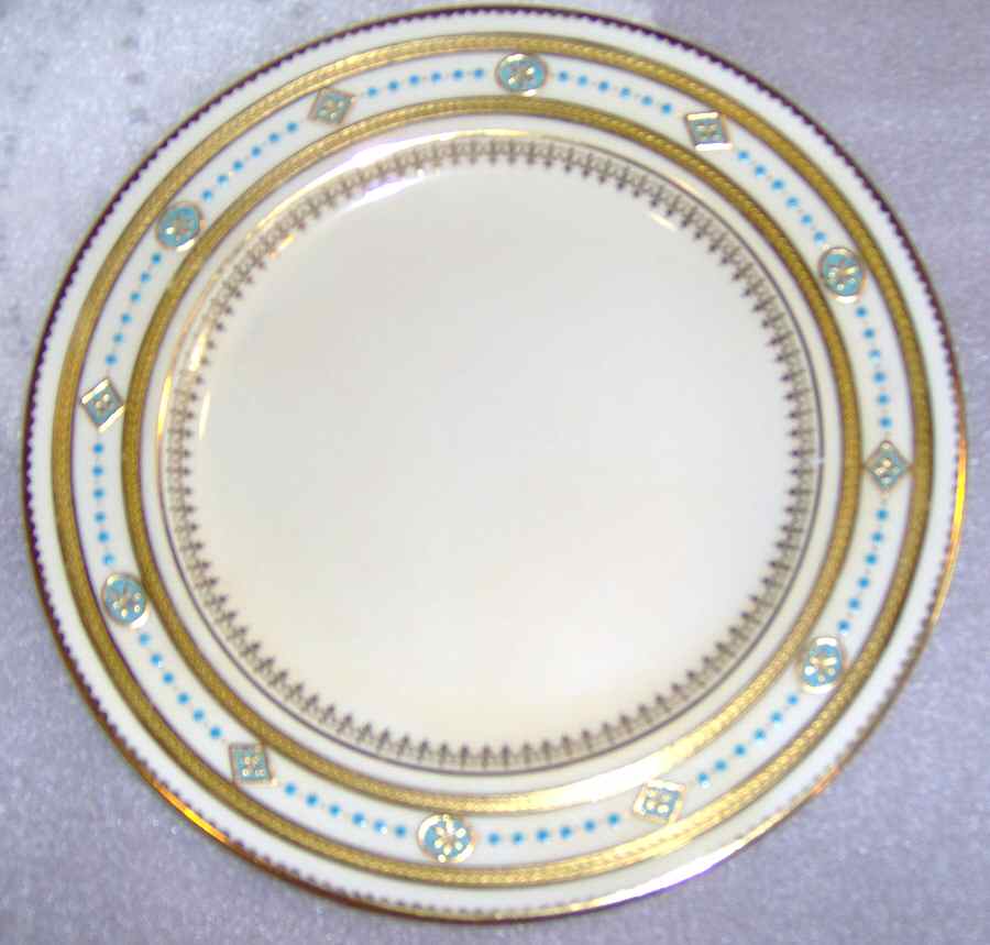 H672 Dinner Plate by Minton-1