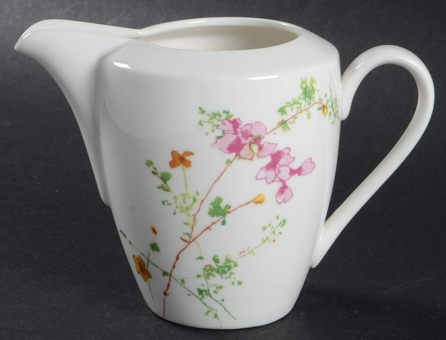 Sketch Floral Creamer by Mikasa-1