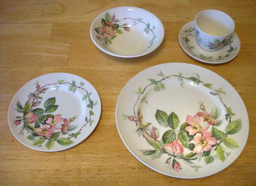 Picardy Dinner Plate by Myott Staffordshire-1