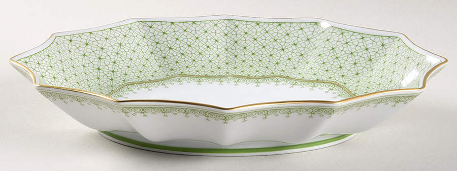 Green Apple Lace 8" Fluted Oval Tray by Mottahedeh-1