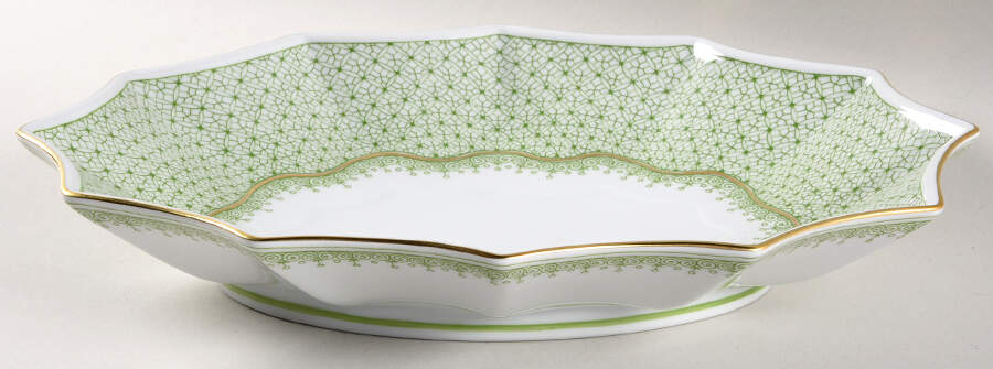 Green Apple Lace 11" Oval Fluted Tray by Mottahedeh-1
