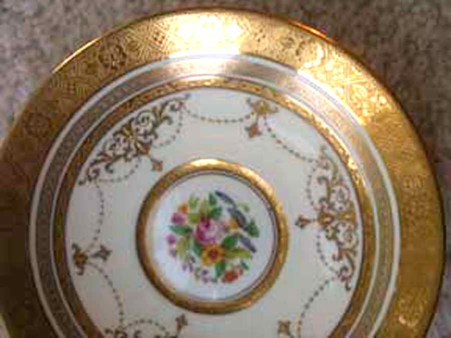 H4892 Dinner Plate by Minton-1