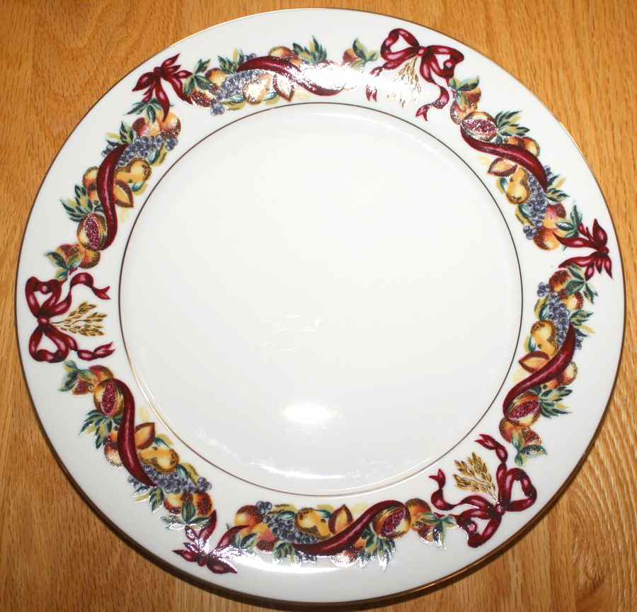 Golden Splender Dinner Plate by Muirfield-1