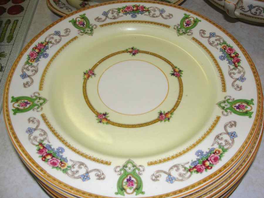2612 Dinner Plate by Myott Staffordshire-1