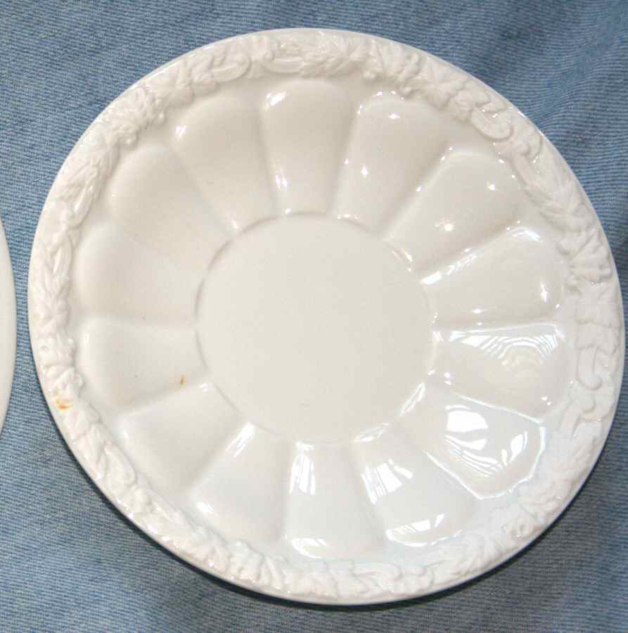 MSS173 Saucer by Meissen (Germany)-1