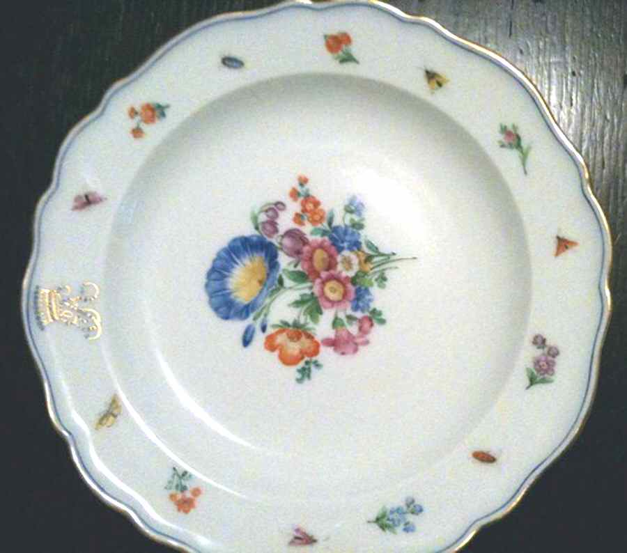 MSS176 Dinner Plate by Meissen (Germany)-1