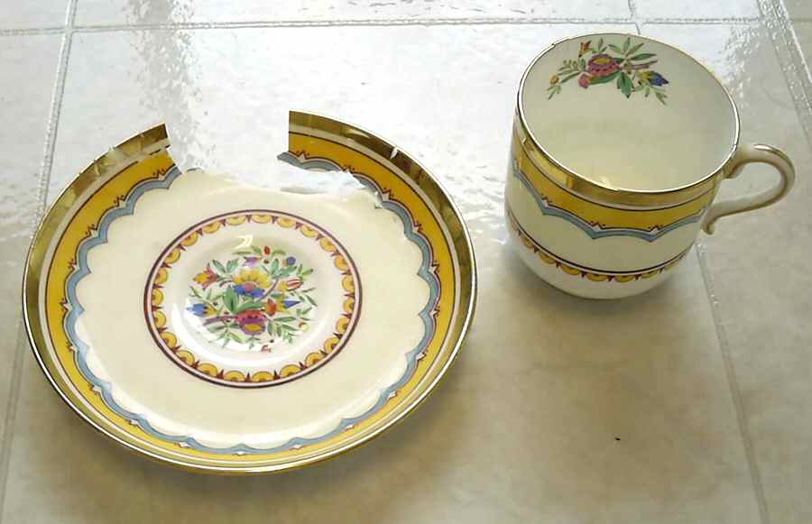 H6136 Flat Demitasse Cup & Saucer Set by Minton-1