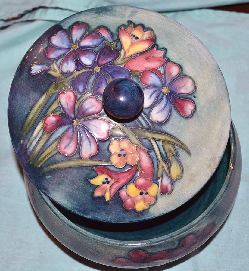 Spring Flowers Candy Box & Lid by Moorcroft-1