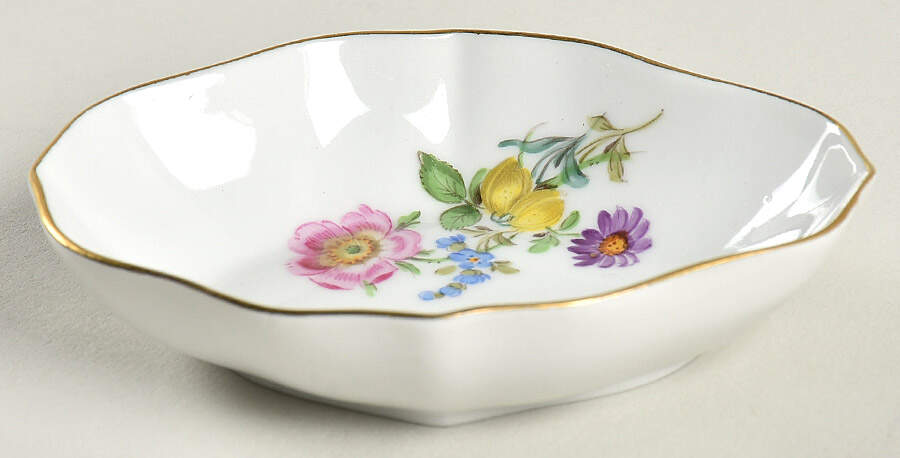 MSS180 Individual Salt Dip by Meissen (Germany)-1
