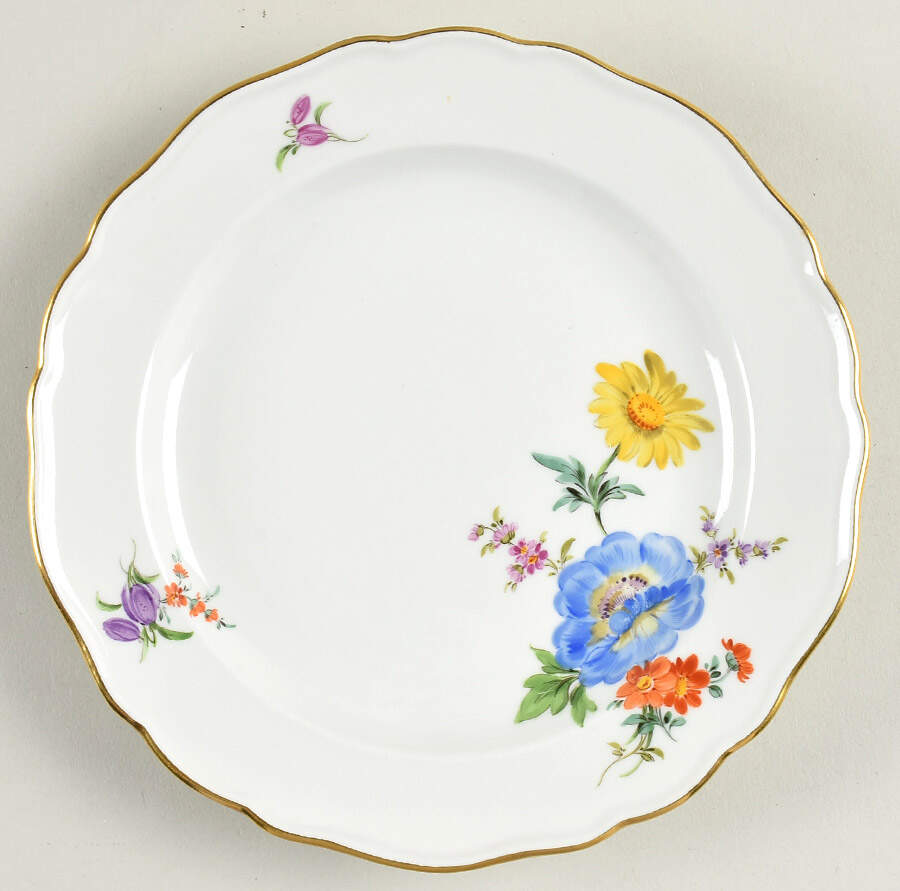 MSS180 Dessert/Pie Plate by Meissen (Germany)-1