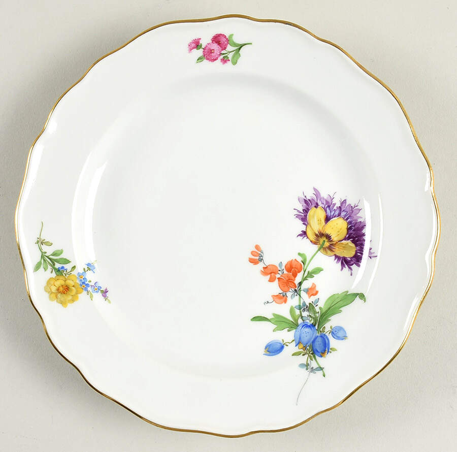 MSS180 Dessert/Pie Plate by Meissen (Germany)-1