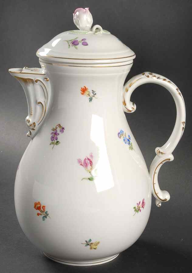 K24L Coffee Pot & Lid by Meissen (Germany)-1