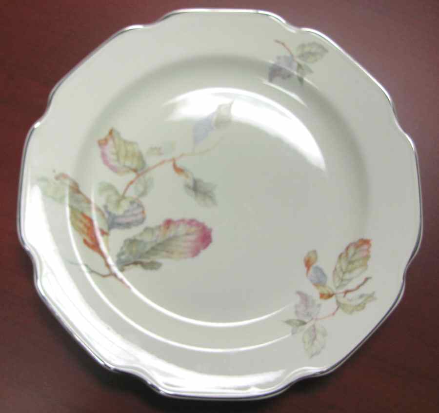 MTC118 Luncheon Plate by Mount Clemens-1