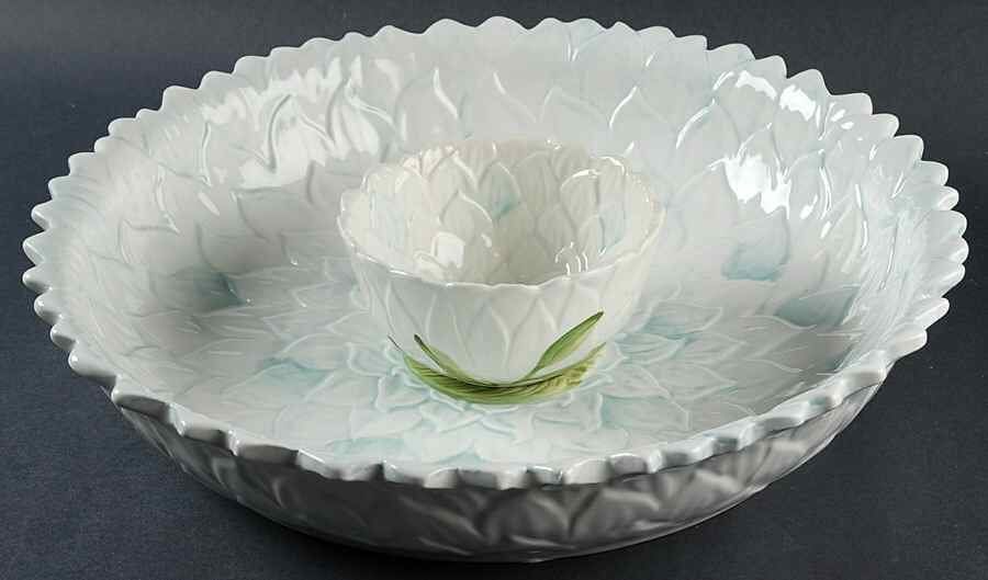 Silk Floral Teal (2 Piece) Sculpted Chip and Dip Set by Mikasa-1