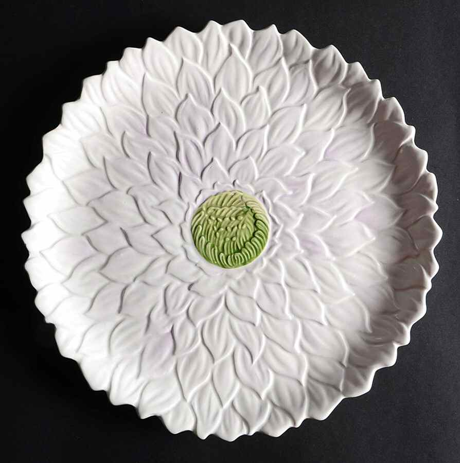 Silk Floral Lavender 13" Round Platter by Mikasa-1