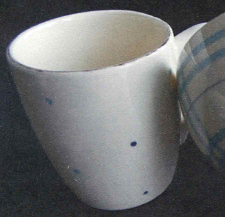 Miss Daisy Blue Mug by Matceramica-1