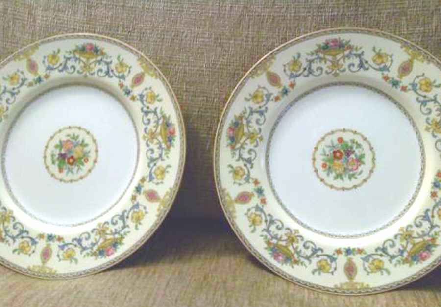 Talbot1 Dinner Plate by Minton-1
