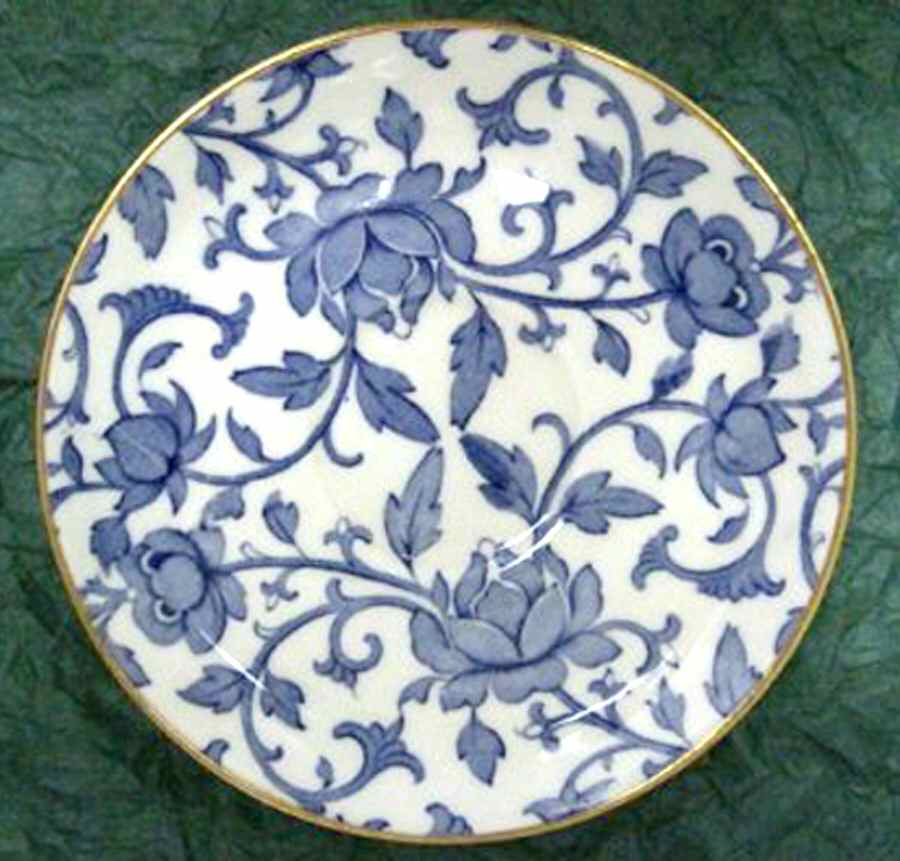 G2715 Saucer by Minton-1