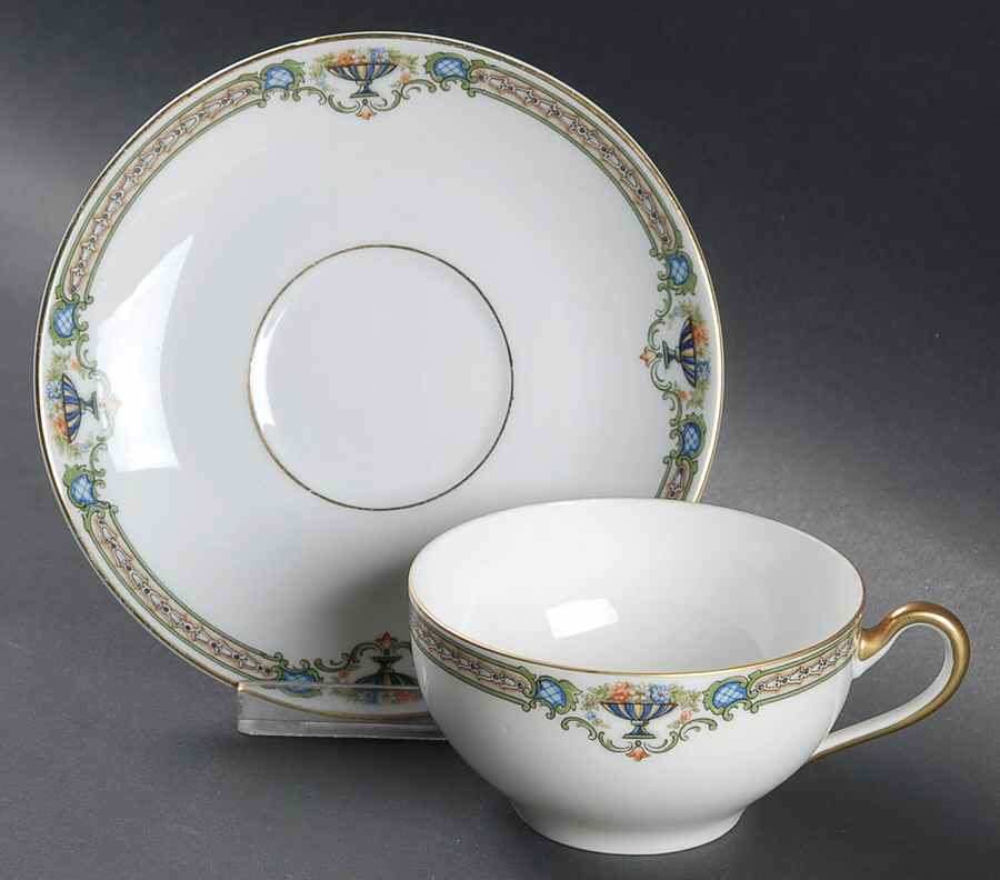 Treasure Flat Cup & Saucer Set by Paul Muller-1