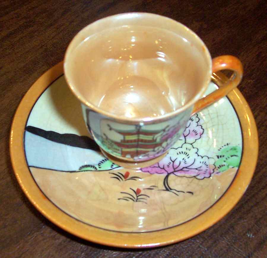 MOM17 Footed Demitasse Cup & Saucer Set by Momoyama-1