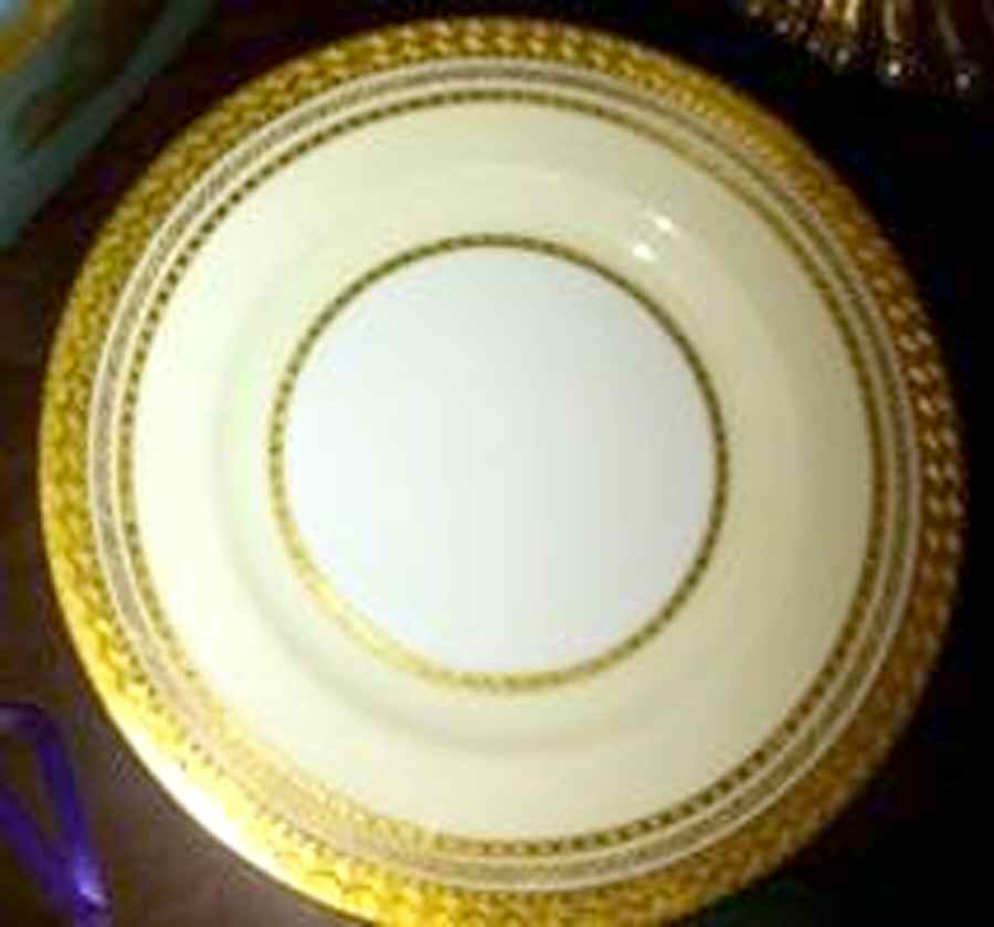 H4301 Dinner Plate by Minton-1
