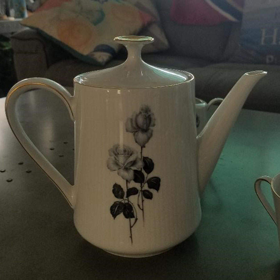033 Teapot & Lid by Mitterteich-1