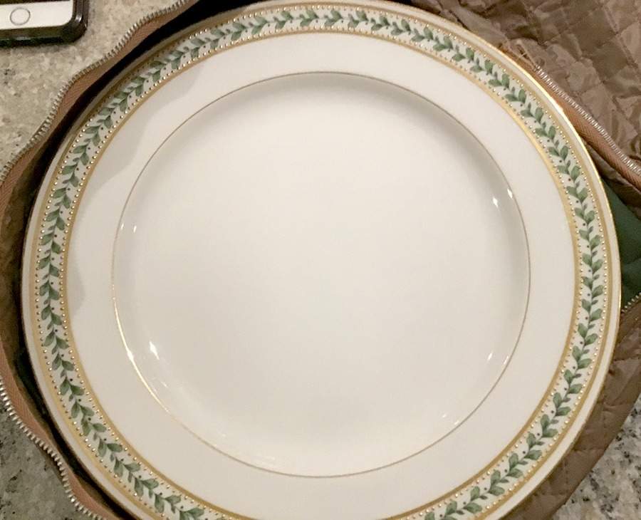 H574 Dinner Plate by Minton-1