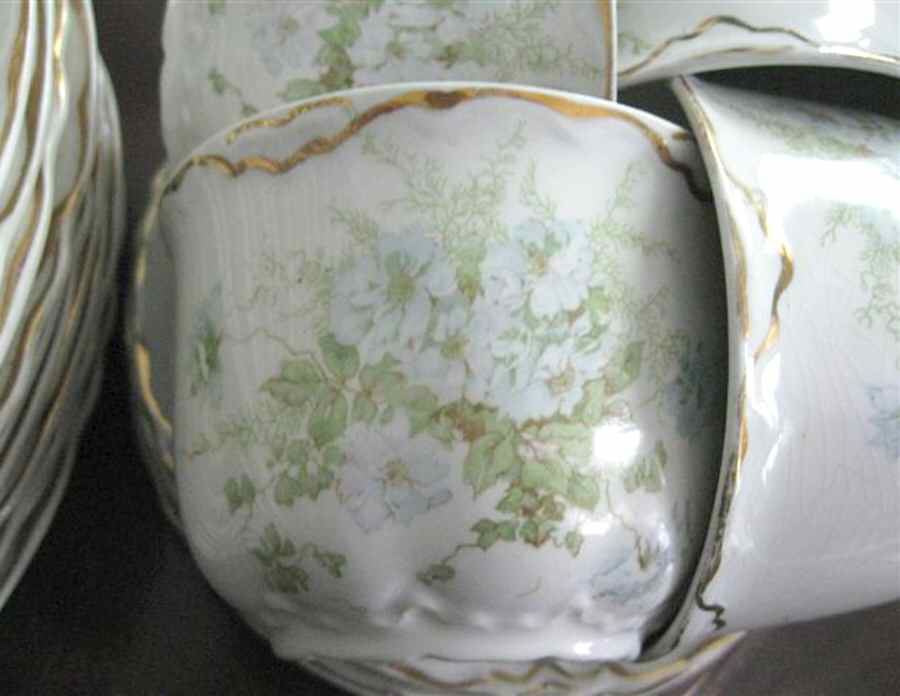 MEK313 Flat Cup by J & G Meakin-1