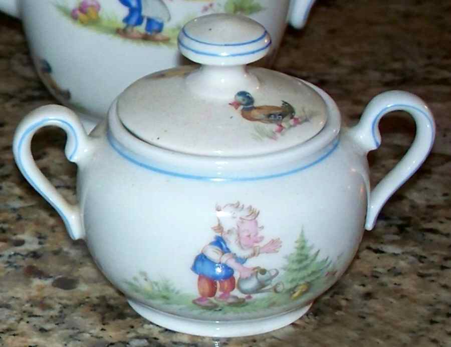 1439 Child's Sugar Bowl & Lid by Mitterteich-1