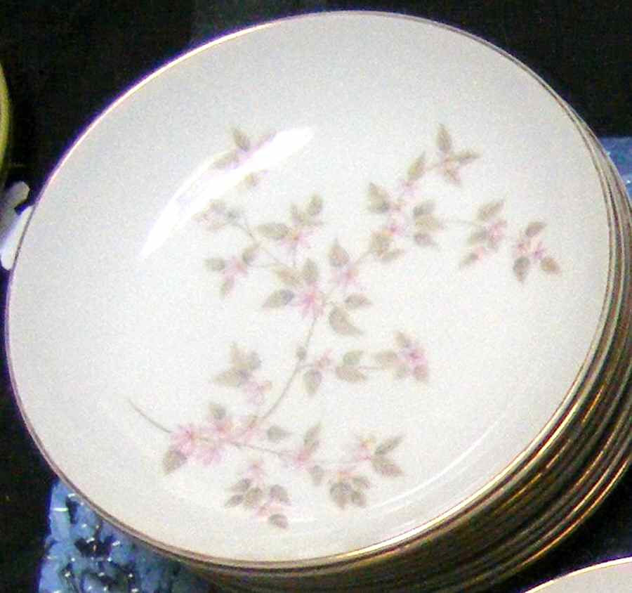 MTK32 Salad Plate by Mitake-1