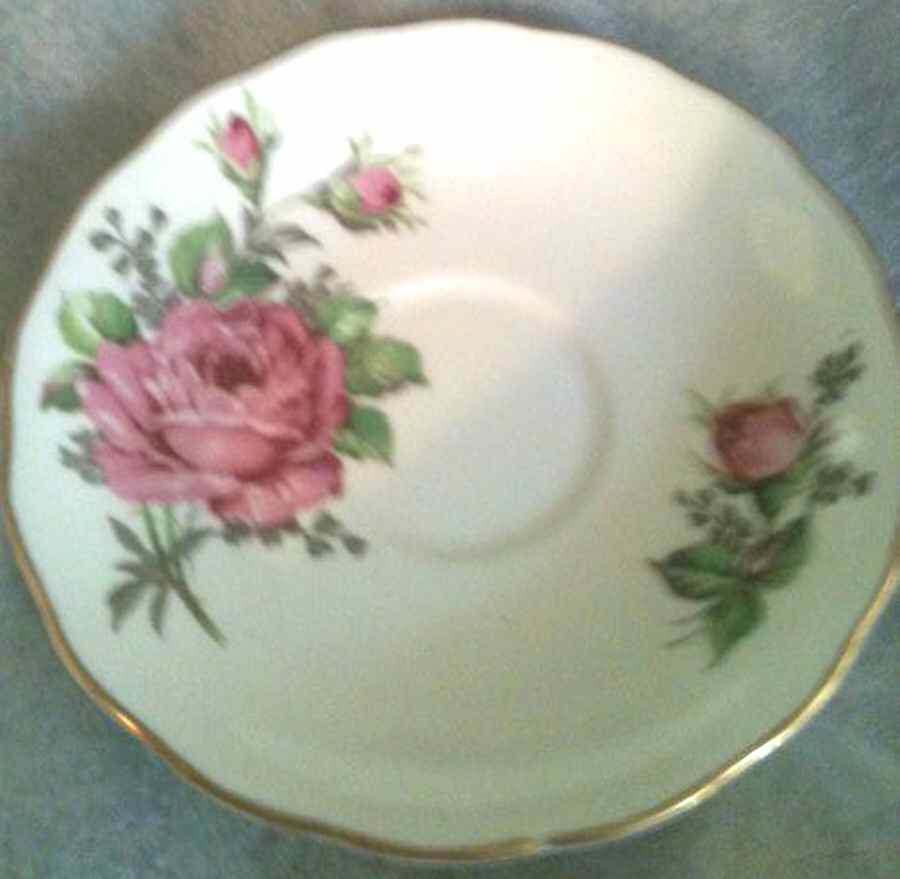 MEL27 Saucer by Melba-1