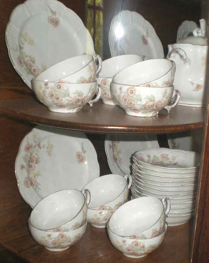MEG15 Dinner Plate by Merkelsgrun-1