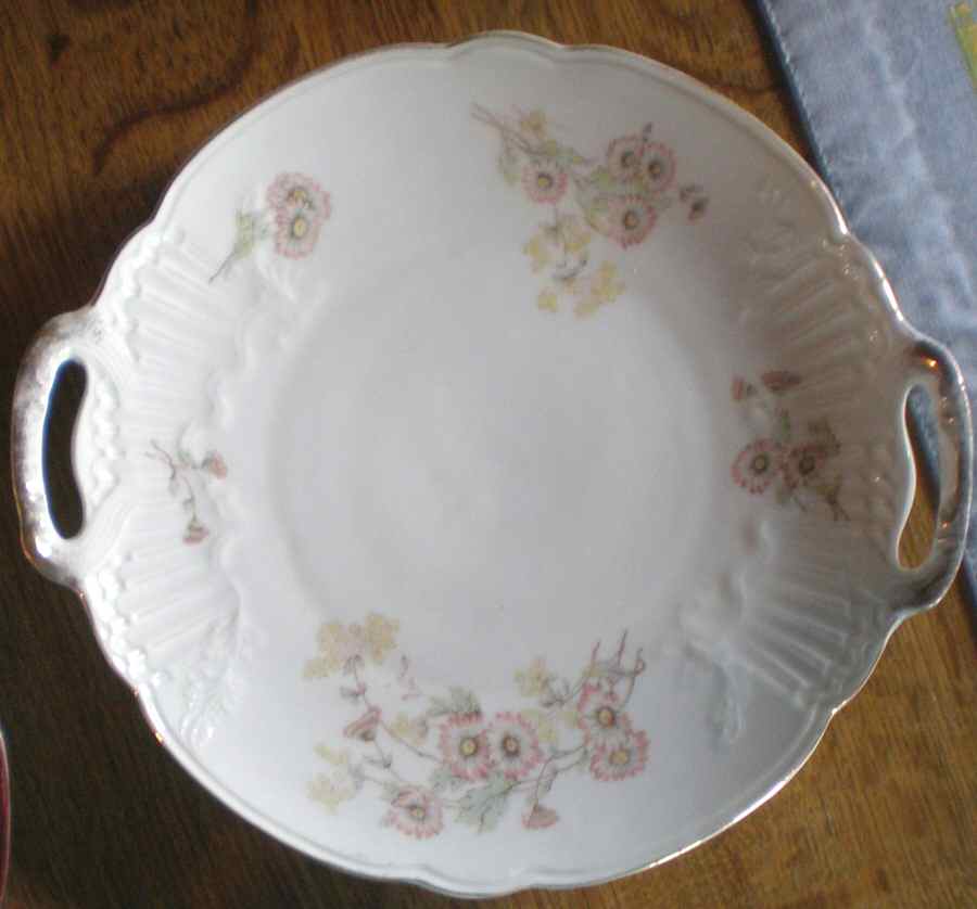 MEG15 Handled Cake Plate by Merkelsgrun-1