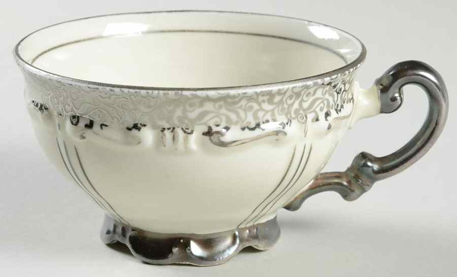 MIT87 Footed Cup by Mitterteich-1