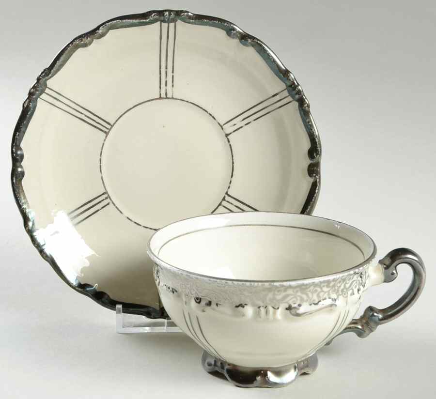 MIT87 Footed Cup & Saucer Set by Mitterteich-1