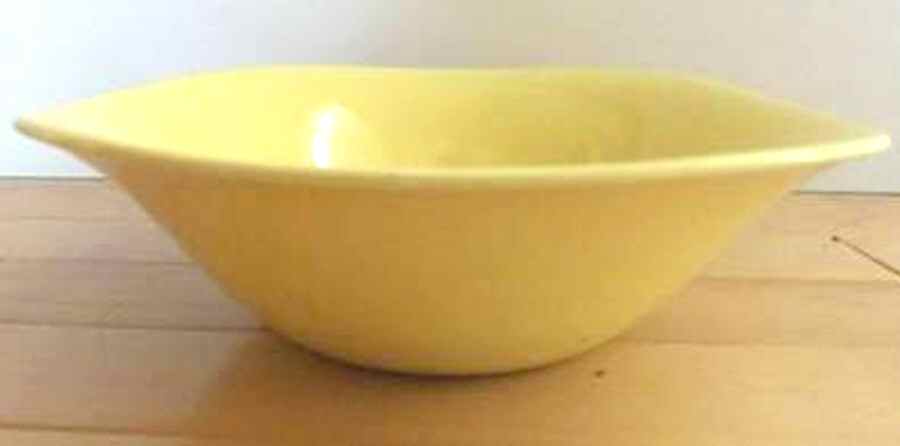 South Seas 9" Round Vegetable Bowl by J & G Meakin-1