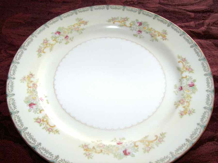 V2033 Dinner Plate by Meito-1