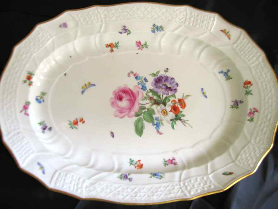 MSS13 13" Oval Serving Platter by Meissen (Germany)-1