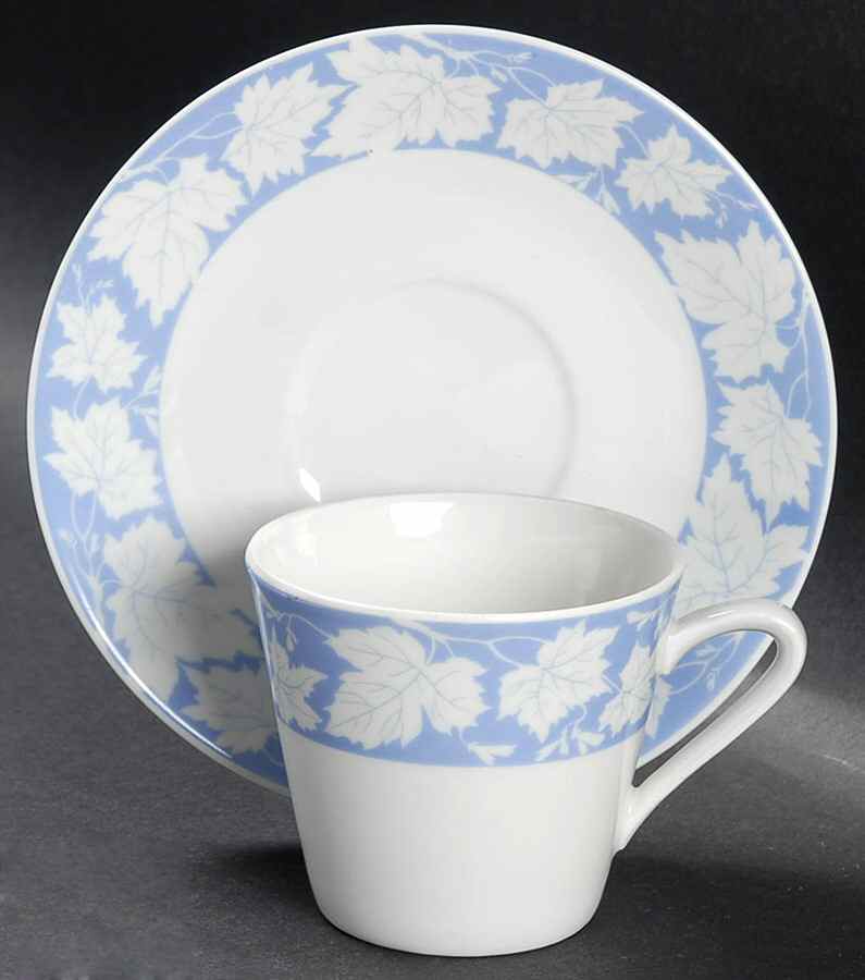 MTE6 Flat Cup & Saucer Set by Margarete-1