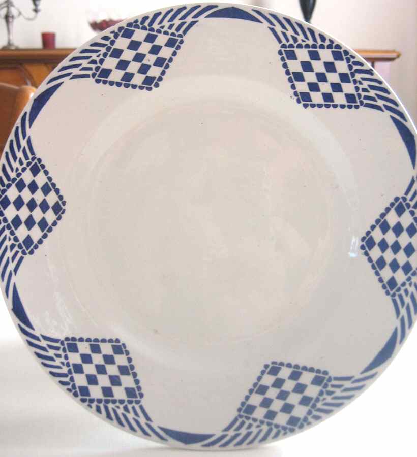 MDF4 Dinner Plate by Moulin des Loups-1