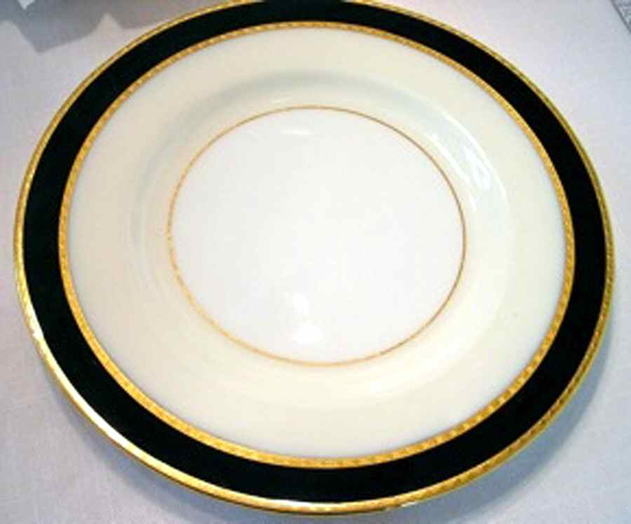 H4347 Dinner Plate by Minton-1