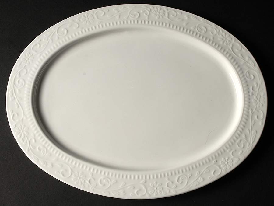 Countryside Scroll 14" Oval Serving Platter by Mikasa-1