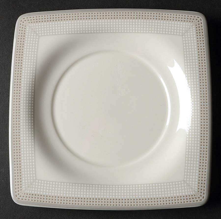 Strada Saucer by Mikasa-1