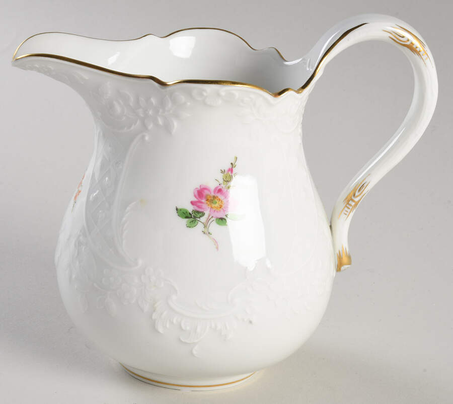 MSS192 Creamer by Meissen (Germany)-1