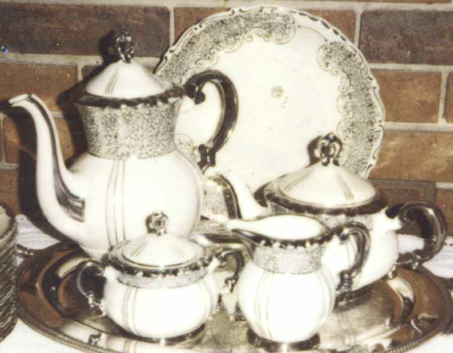 MIT318 Coffee Pot & Lid by Mitterteich-1